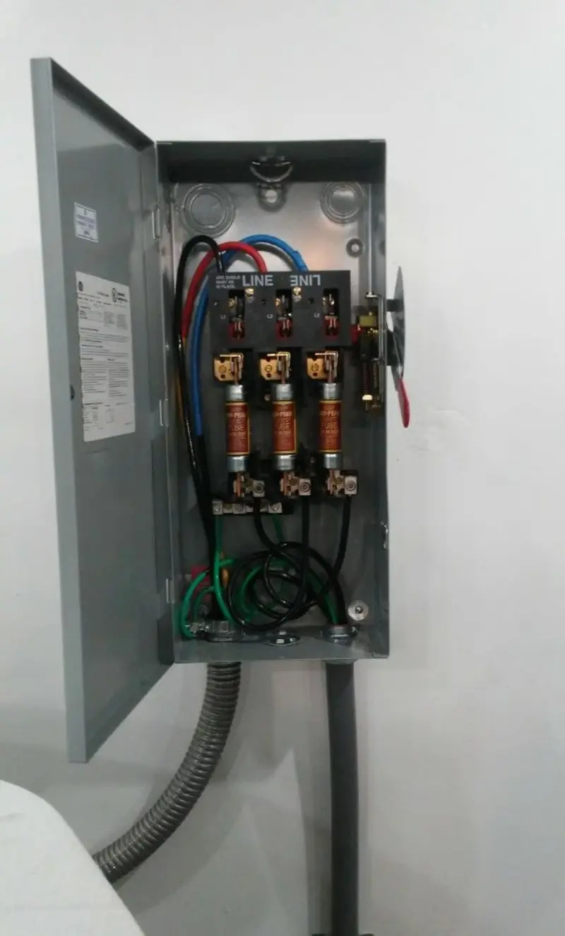 Three-phase disconnect switch installed for Electrical Wiring & Rewiring in Tustin
